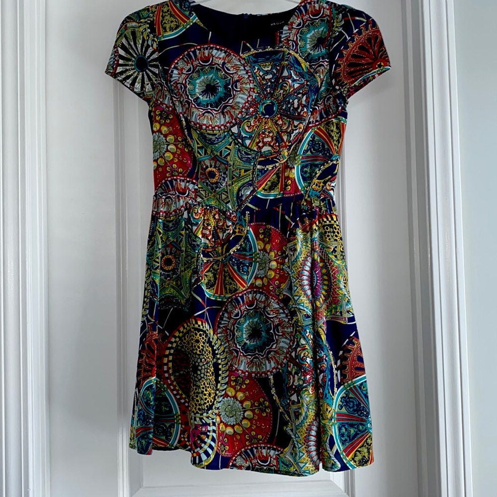 Boutique dress with cap sleeve